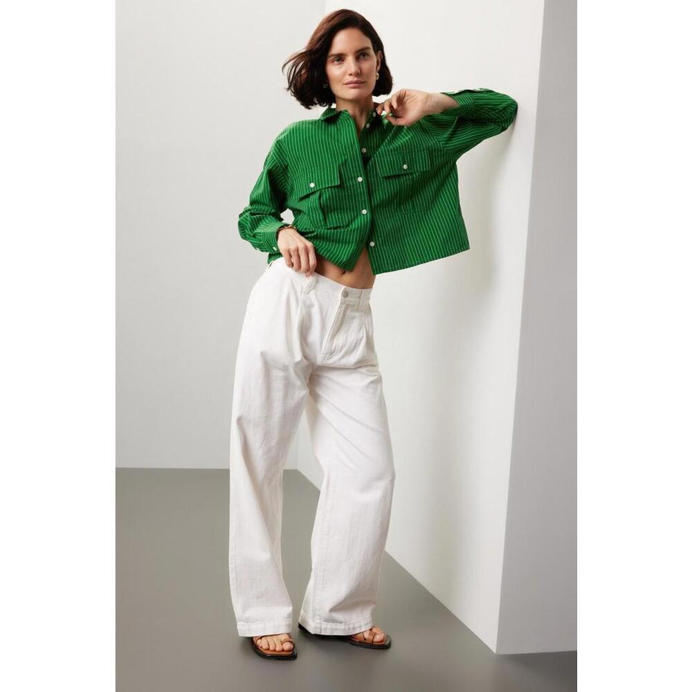 Madewell White Harlow Jean Size 25 with Stains & Hole